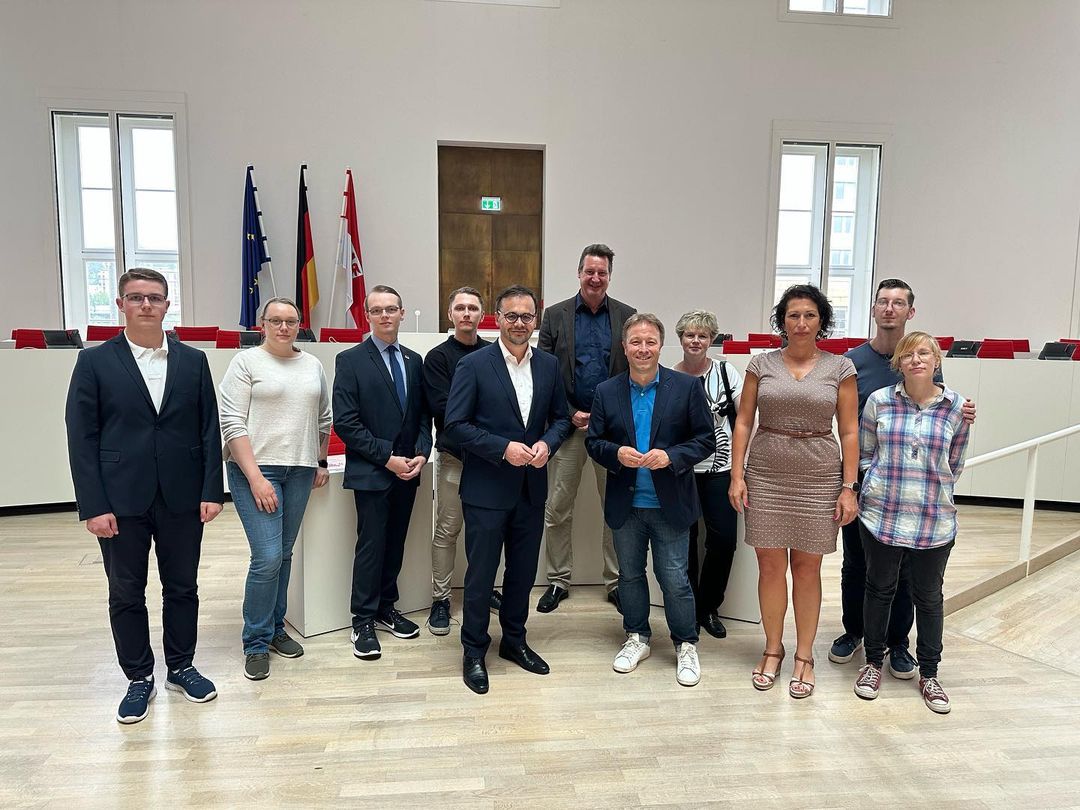 Sebastian Steineke (@steinekecdu) on Twitter photo Mit unserem Vorsitzenden <a href="/JanRedmannWk/">Jan Redmann</a> und <a href="/KristyAugustin/">Kristy Augustin MdL</a> beim #Neumitgliedertreffen der <a href="/CDU_Brandenburg/">CDU Brandenburg</a>. Imterssanter Austausch mit unseren engagierten Mitgliedern! #Potsdam Mit unserem Vorsitzenden <a href="/JanRedmannWk/">Jan Redmann</a> und <a href="/KristyAugustin/">Kristy Augustin MdL</a> beim #Neumitgliedertreffen der <a href="/CDU_Brandenburg/">CDU Brandenburg</a>. Imterssanter Austausch mit unseren engagierten Mitgliedern! #Potsdam