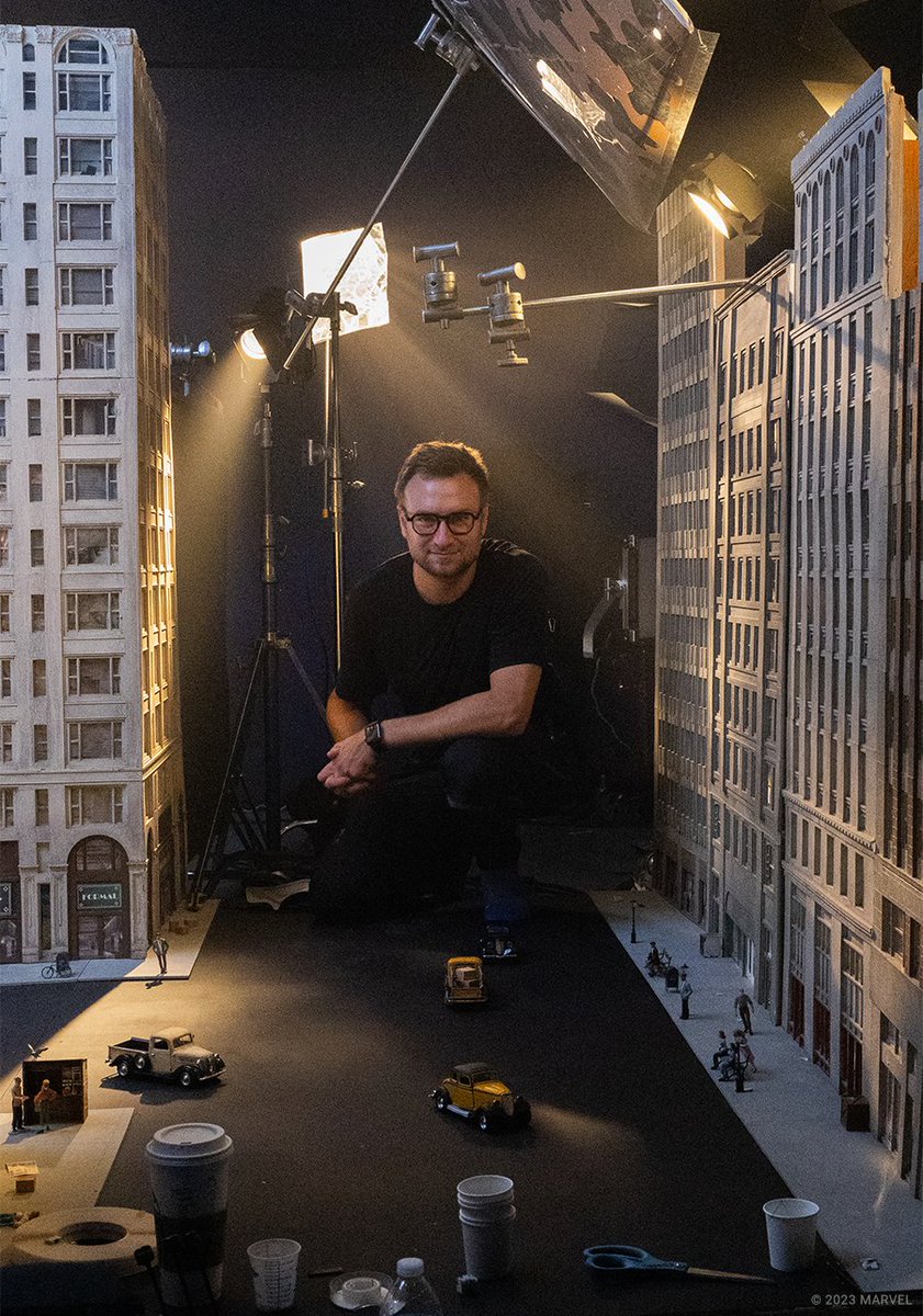 MarvelStudios's tweet photo. Behind the scenes of STAN LEE with director David Gelb: https://t.co/2GLXuEoUBl

STAN LEE, an Original documentary, is now streaming only on @DisneyPlus. #StanLee100 https://t.co/hfEuJBB1EB
