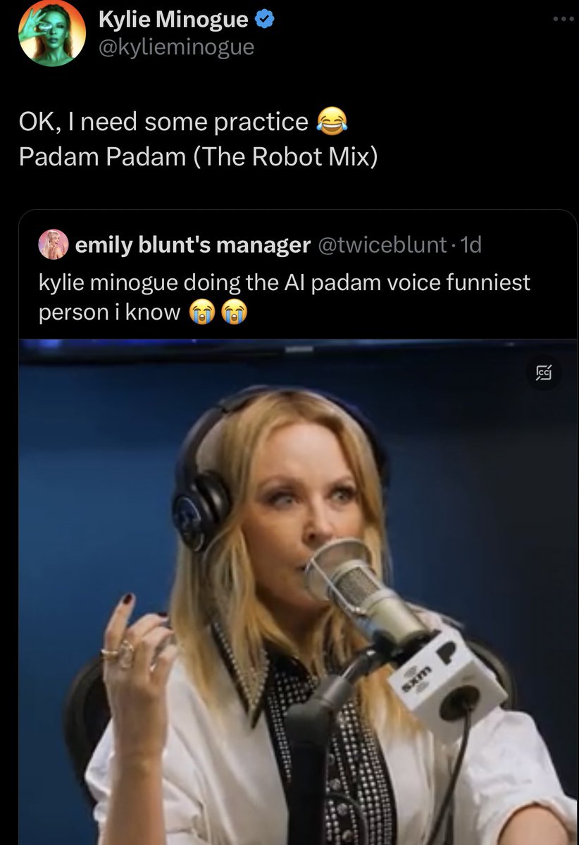 emily blunt's manager on Twitter "IM GONNA FUCKING THROW UP WHATTTSTTTTTT"