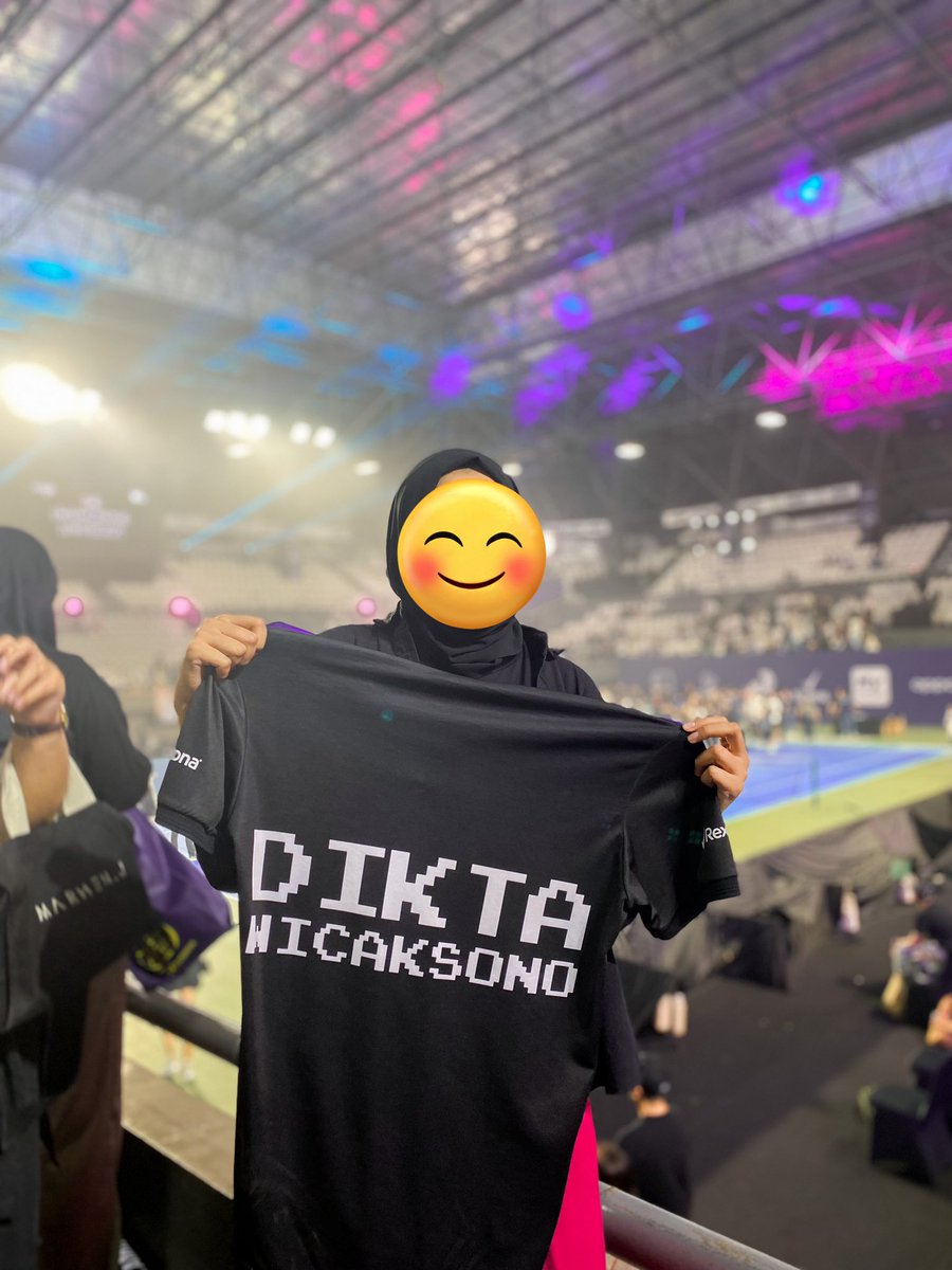 Ga nyangkaaaa dapet baju mas Dikta <a href="/diktaaaaa/">dikta pradikta</a> 😭🥰❤️
Mana masih wangi padahal udah dipake main tennis semaleman 🫠🫠

#LagiLagiTenis