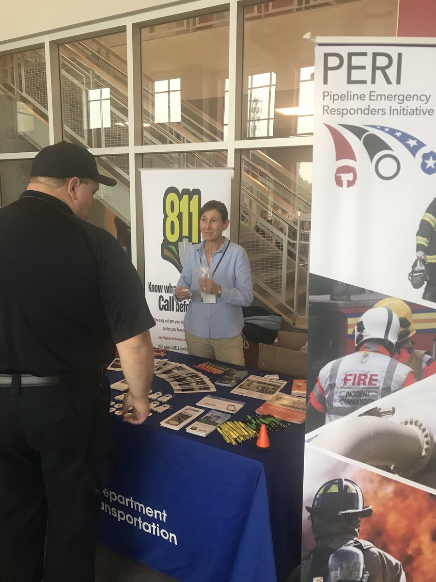 Ken McCarthy and Steven Parrillo of Rhode Island Department of @RIDPUC join Karen Gentile of @PHMSA_DOT in East Providence to promote DigSafe.com and 811 at the Rhode Island Emergency Preparedness Conference. Thanks for raising awareness of our free safety program!
