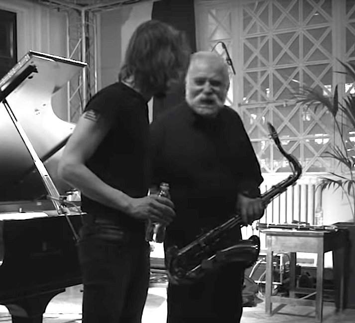 paulgsmyth's tweet image. Heartbroken.