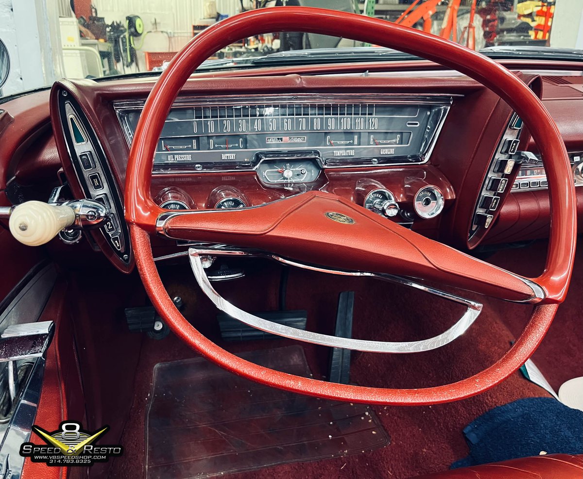 Mr. Jetson, your car is ready!   We really dig this car, and can totally imagine a drive-in movie or a cruise across the galaxy in comfort and style!   It Came From Outer... Detroit?   Who knows what this space-age, square-wheeled, push-shifter

bit.ly/3NfFj0w