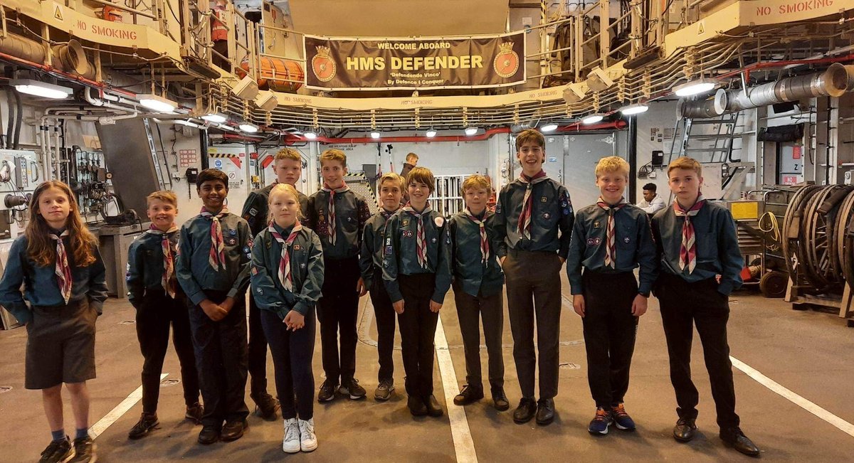 HMSDefender's tweet image. Great to host the 29th Glasgow @scouts on board!
 
@ClydeScouts
#BePrepared #SkillsForLife