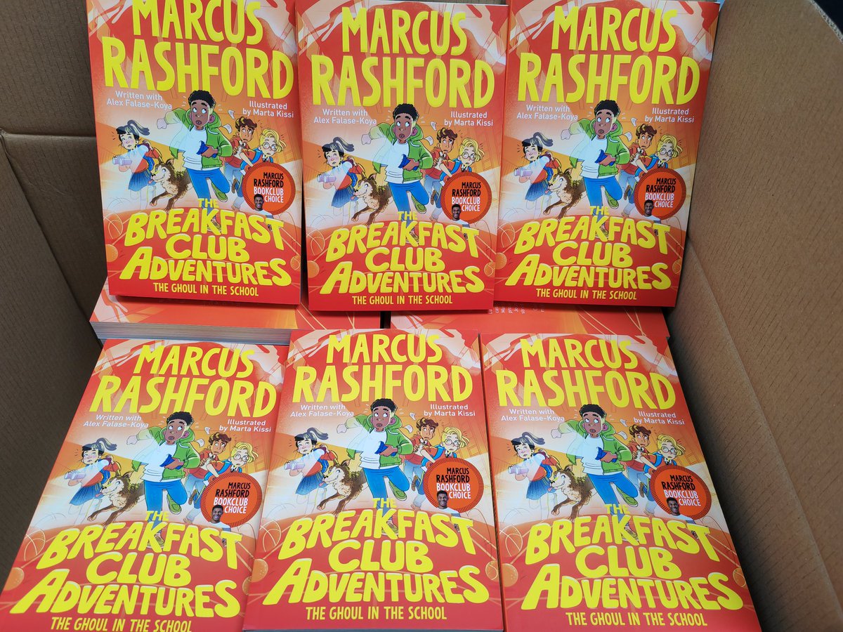 Another exciting delivery thanks to #magicbreakfast and #MarcusRashfordbookclub. Which lucky year group will receive them? <a href="/StJamesNN5/">StJamesCE</a>