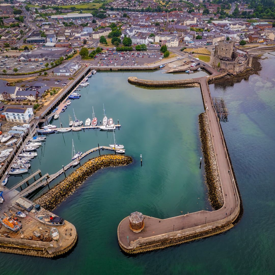 Stunning scenes over Carrickfergus Castle and the blue waters of Belfast Lough 🌊 #BelfastPlus

📸 Thanks to @Social_Stephen for capturing this beautiful shot!