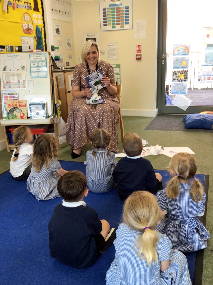 This week, local author and illustrator Georgina Golding read her wonderful book 'Wonder in the Wild Wood' to our nursery children. 📖

The children loved the experience. Read more buff.ly/3r32Uug.
Thank you for coming, @artlifesoul21. 📚

#ProudtobeTSAT #WeAreNewHorizons