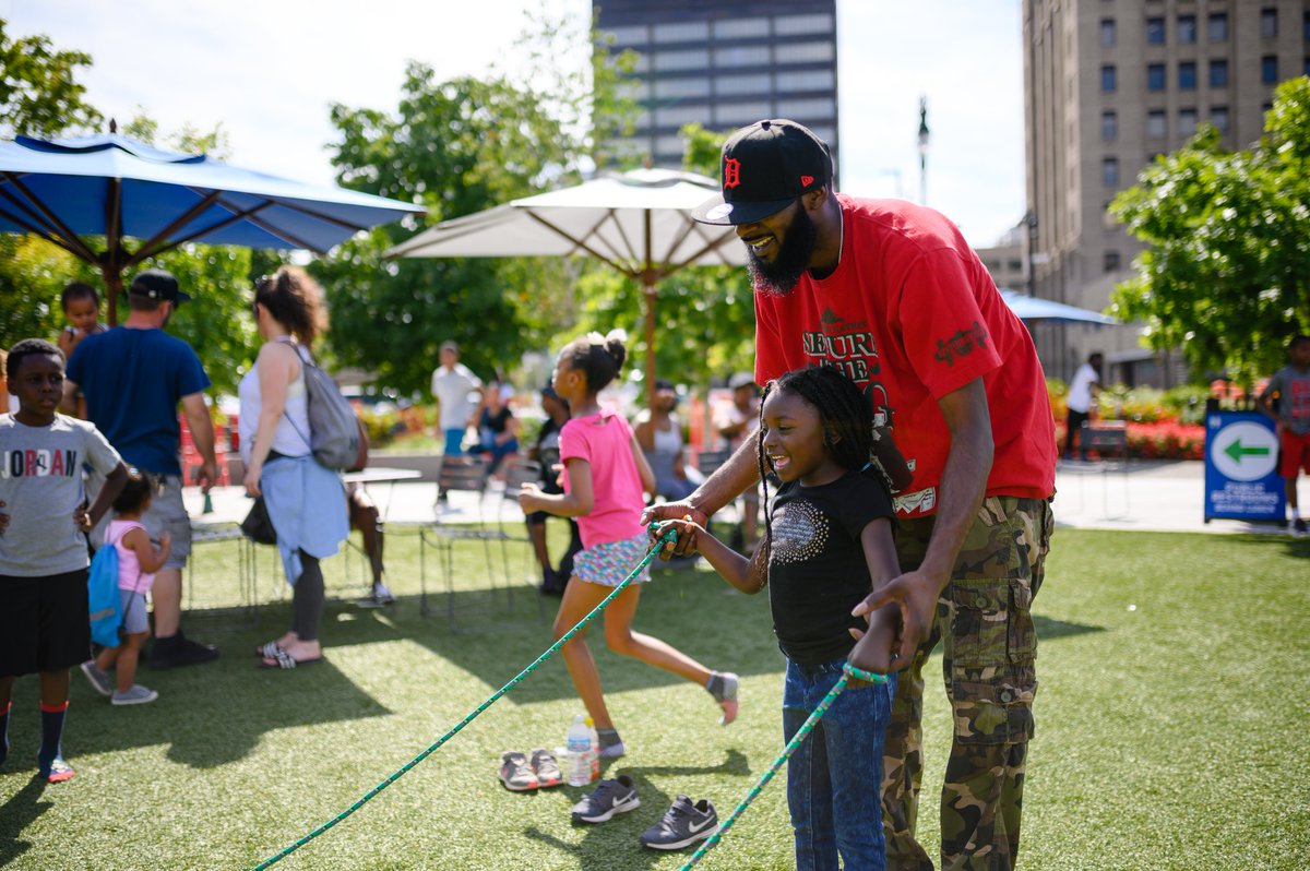 Join us at #BeaconParkDetroit this weekend for:

💃 Hustle and Flow — Sat, 3:30-5 p.m.
🛍️ Night Market — Sat, 6-10 p.m.
☀️ Morning Combo — Sun, 9:30-10:30 a.m.
🎨 Family Fun Day — Sun, 1-5 p.m.

#DTE #DowntownDetroit #DetroitMI @DowntownDet