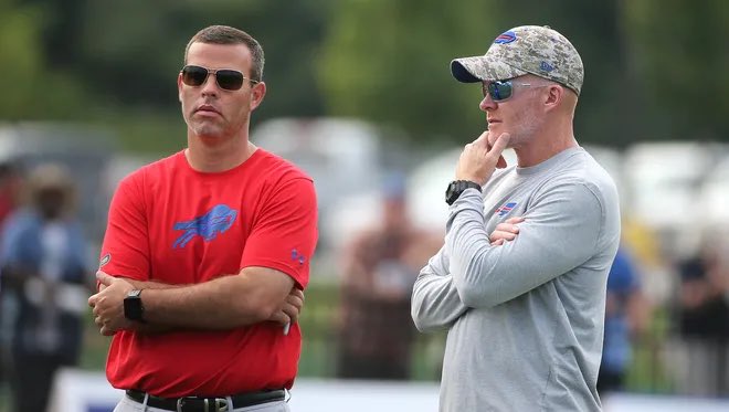 FantasySource_'s tweet photo. REPORT: @BuffaloBills extend contracts for GM Brandon Beane and HC Sean McDermott through 2027 https://t.co/L17kXAI4Ux