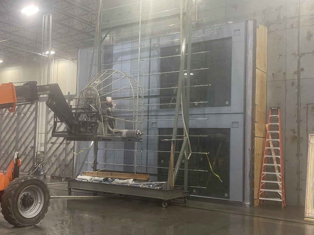 FSModular's tweet image. Happy #FacadeFriday!
At FullStack Modular, we are constantly improving.
Every time we change any portion of our system, we test it. This week, FullStack Modular, alongside our partner @MGMcGrath_AGG, are retesting our self-sealing modular facade.
@Intertek #fullstackmodular