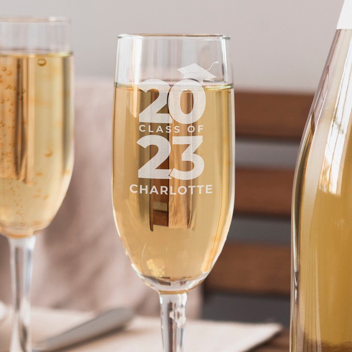 Raise a glass to the 2023 Graduates!!!

These personalised glasses are the perfect gift for someone's graduation! 

#personalised #personalisedmemento #pmc #graduation #graduationday #graduation2023🎓 #university #giftidea #giftideas #raiseaglass