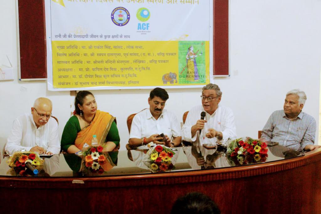 Swapan Dasgupta tweet media