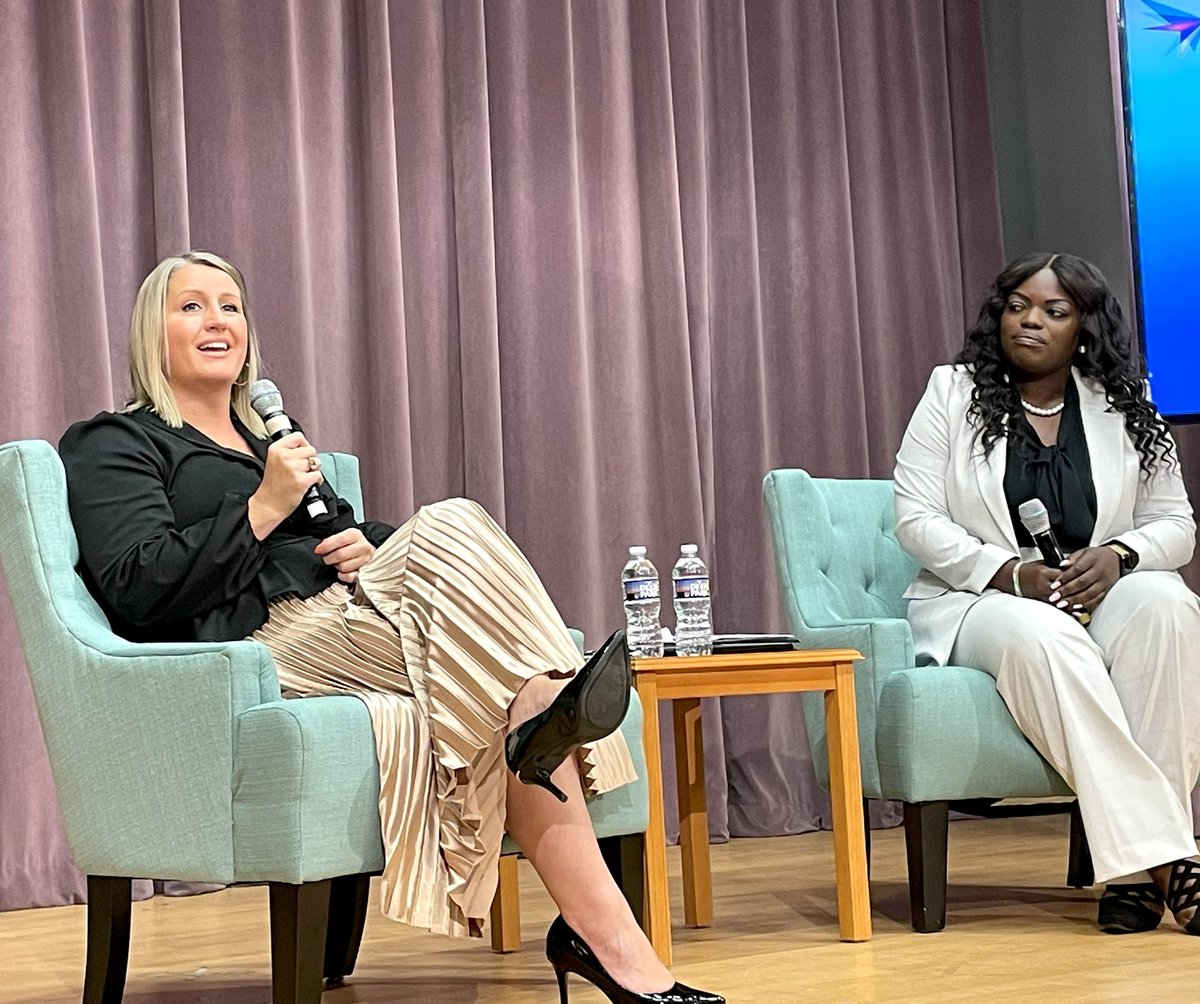 We’re excited to have the newly confirmed Undersecretary for Public Diplomacy, Liz Allen, here with us and over 100 #ExchangeAlumni today to open up #CareerConnections at the @StateDept. @ECAatState