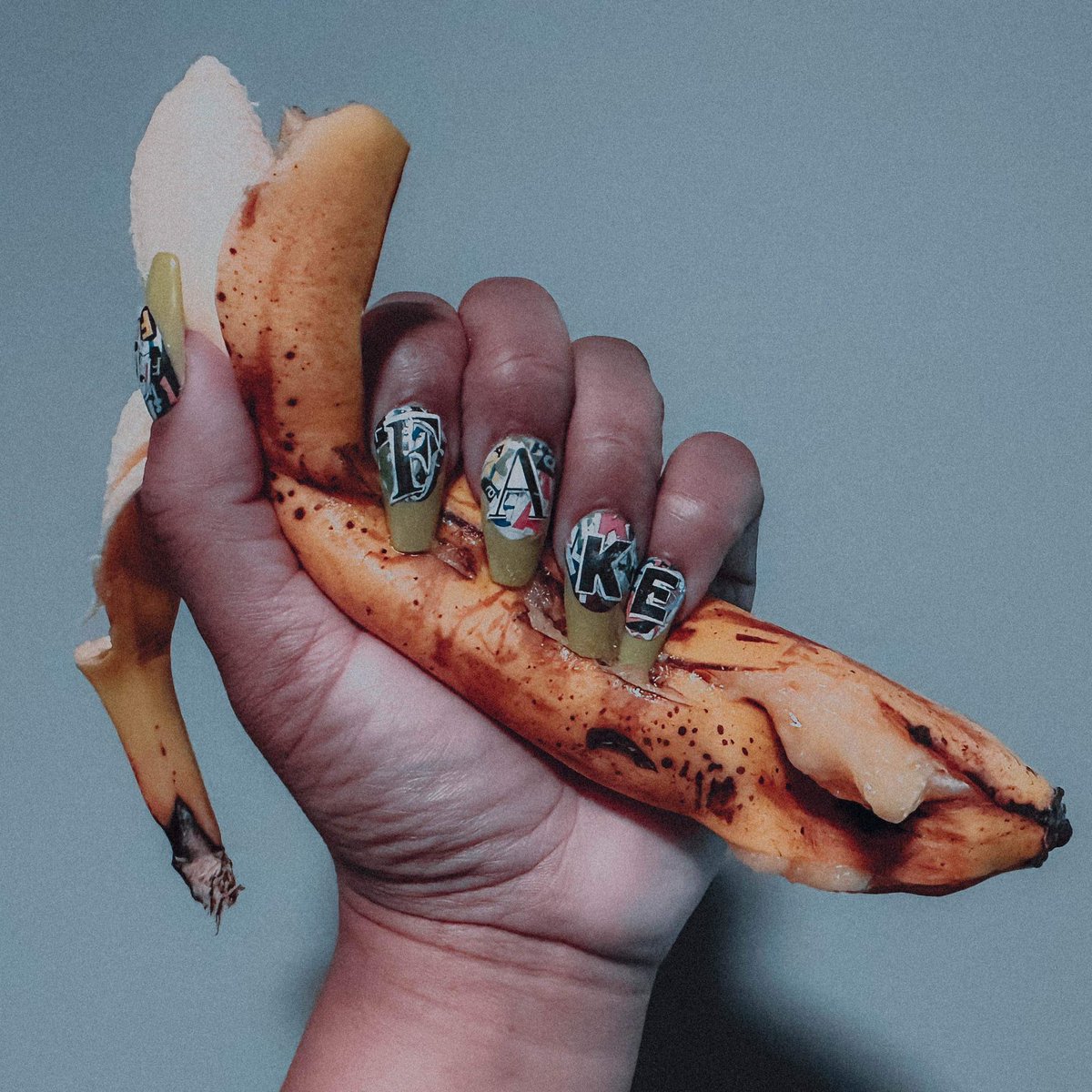 cliffdiverOK's tweet image. our new single ‘F.A.K.E.’ is out today 🍌

stream it here:  cliffdiver.lnk.to/fake