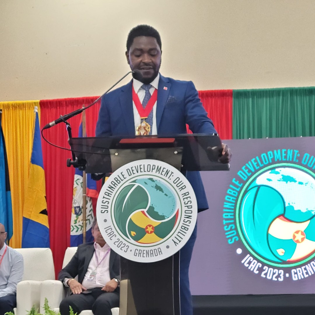 ccs_accelerator's tweet photo. Joseph Owolabi, ACCA President, during his impactful opening remarks at @TheICAC conference. With a strong focus on environmental and social sustainability, he reminds us that Climate change is no longer just an environmental concern but a critical business issue. 🌍✨ https://t.co/Lv74XuOxXq