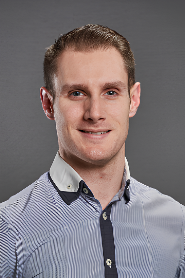 1/ Our next #MeetTheTeam...

🌟Senior Laboratory Analyst Matt Tully🌟

➡️ Joined @Pirbright_Inst in 2018
➡️ Background FMDV #vaccineproduction, environmental monitoring 💉
➡️ Contributions to #PPRV eradication programme, @defend2020 consortium, @GALVmed, @WOAH training projects