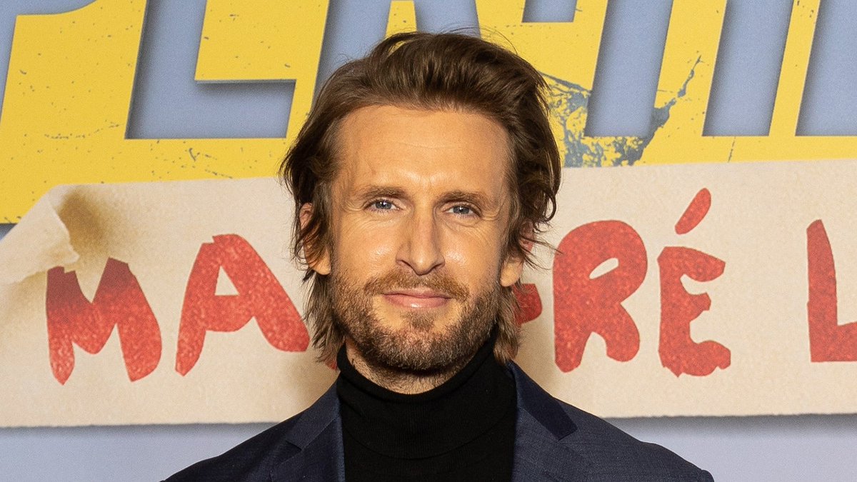 cineseriecom's tweet photo. On souhaite un bon anniversaire à Philippe Lacheau 🎊
L'acteur et réalisateur de #Babysitting et #Alibicom fête ses 43 ans aujourd'hui ! Quel est le film qui vous a fait le plus rire ? https://t.co/3R2WA3xtTH