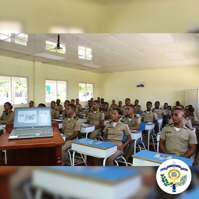 CESEPRD's tweet photo. A través de nuestra Escuela de Capacitación del CESEP, las damas y caballeros guardiamarinas de 4to. Año de la @academianaval_rd @ArmadaRepDom recibieron el curso básico sobre el código internacional para la Protección de Buques e Instalaciones Portuarias (PBIP).
#pbip #cesep https://t.co/V8uvhuNwCz