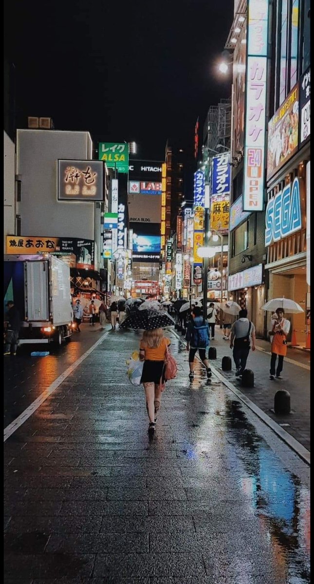 Yorr64's tweet photo. Two weeks til me and @catsandcrisps are back in the greatest place on earth. 🥳🍡💴🈴️ https://t.co/bkInkUVh1R
