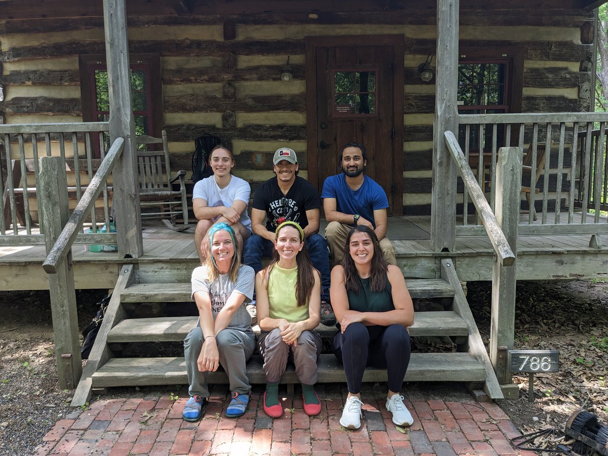 Proud of lab members Aleana Savage (bottom left) and Suman Neupane (top right) for recently winning scholarships from @Mammalogists and @ruffordgrants, respectively. 🌪️🌟📣 @asavagetweet @SumanShreeNeup1