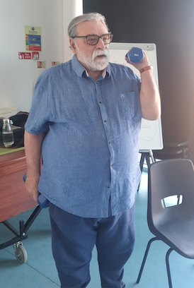 GMEC_SCN's tweet photo. "It gives me a focus through the week and also a target to work towards. I have certainly felt better for it." Stephen, from Oldham, talking about how pulmonary rehab sessions help him. Find out more https://t.co/jpvIeeYxk0 #PulmonaryRehabilitationWeek2023 https://t.co/gQu9HNSrot
