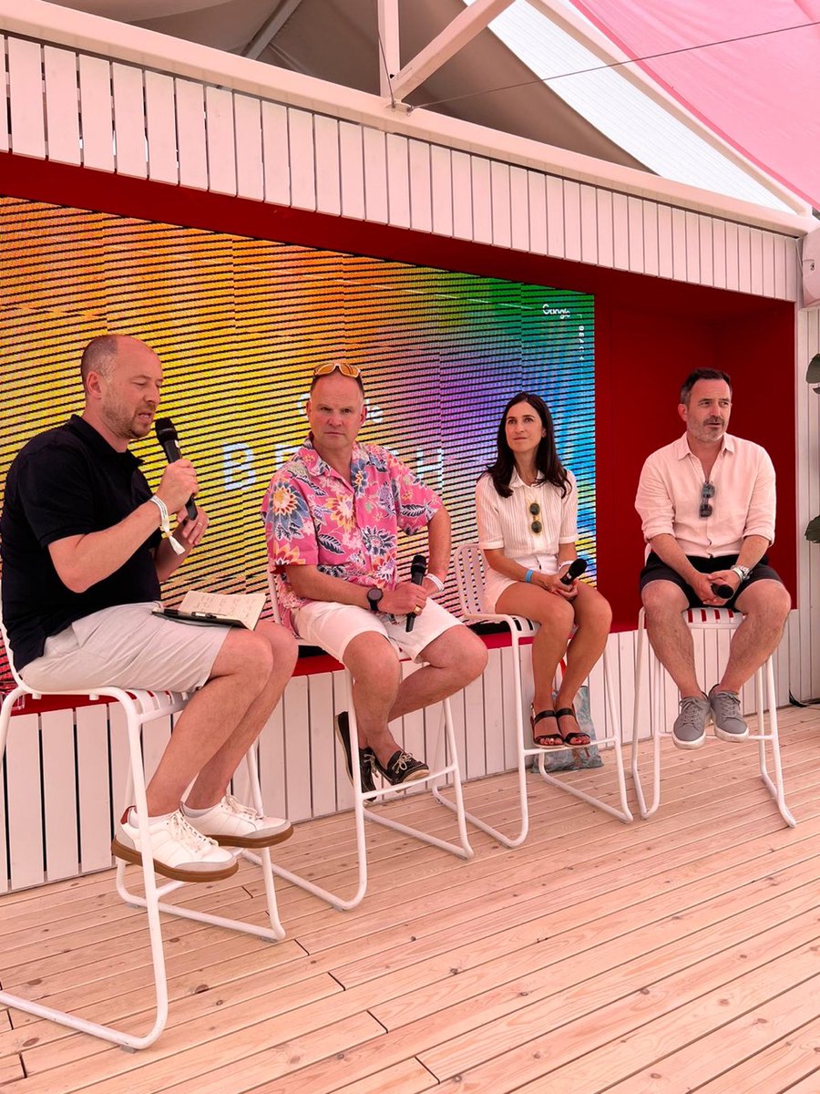 Transmission tweet media