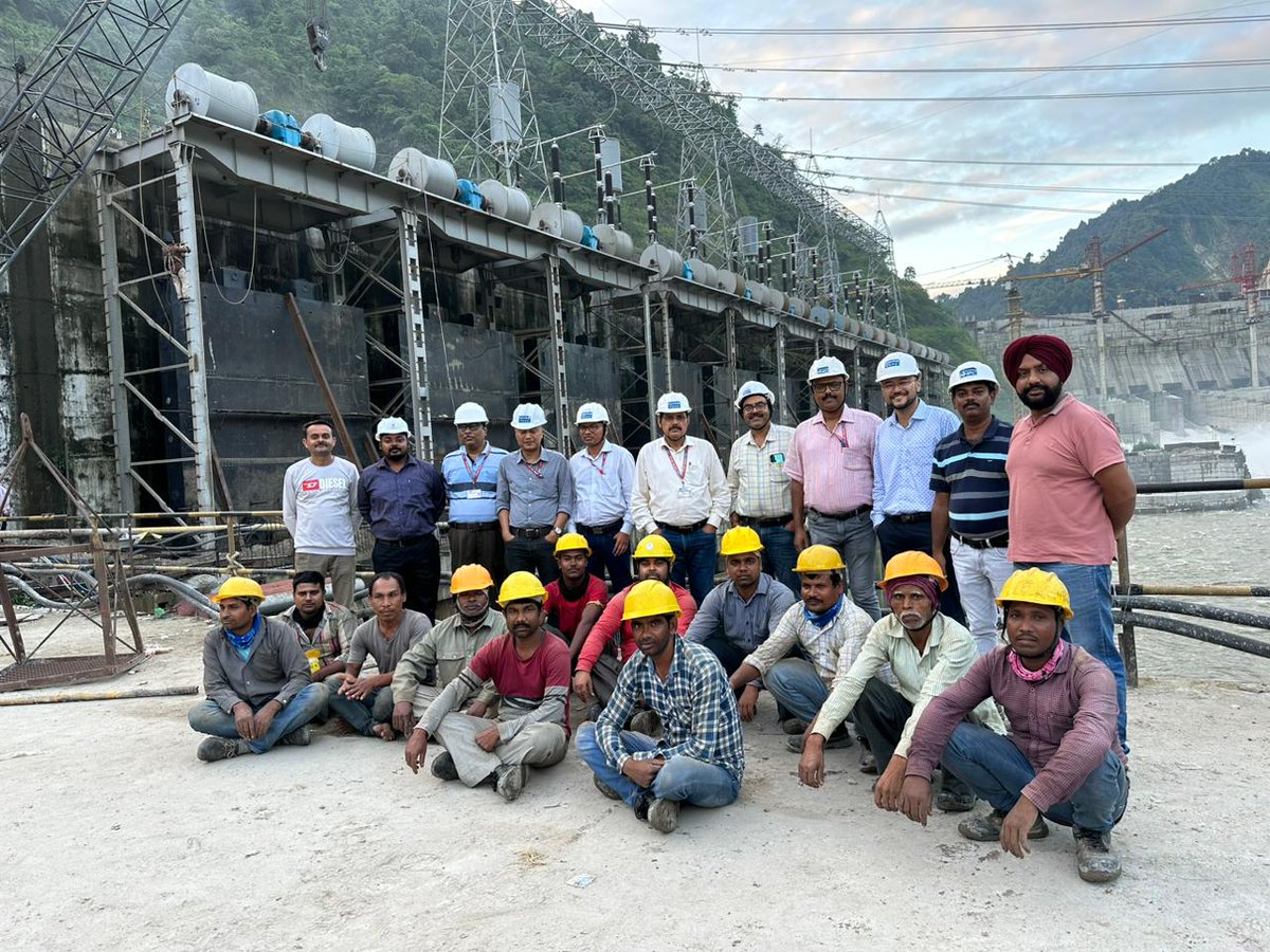 nhpcltd's tweet photo. In a significant development towards completion of Hydro-Mechanical works of 2000 MW Subansiri Lower HEP, the erection of Gates and Hoist of Draft tube Unit-1 to Unit-4 (12 Gates and Hoist) has been completed on 23.06.2023.
#hydropower #nhpclimited #RenewableEnergy @MinOfPower https://t.co/Z51KI9lAtp