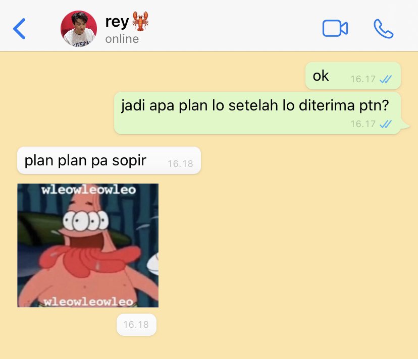 aleeegraaa's tweet photo. ❛ 18, we were undergrads ☆
— mark lee local few tweet au; utbk &amp; lolos snbt

by ale 🎸 https://t.co/QcLCx3Szw0