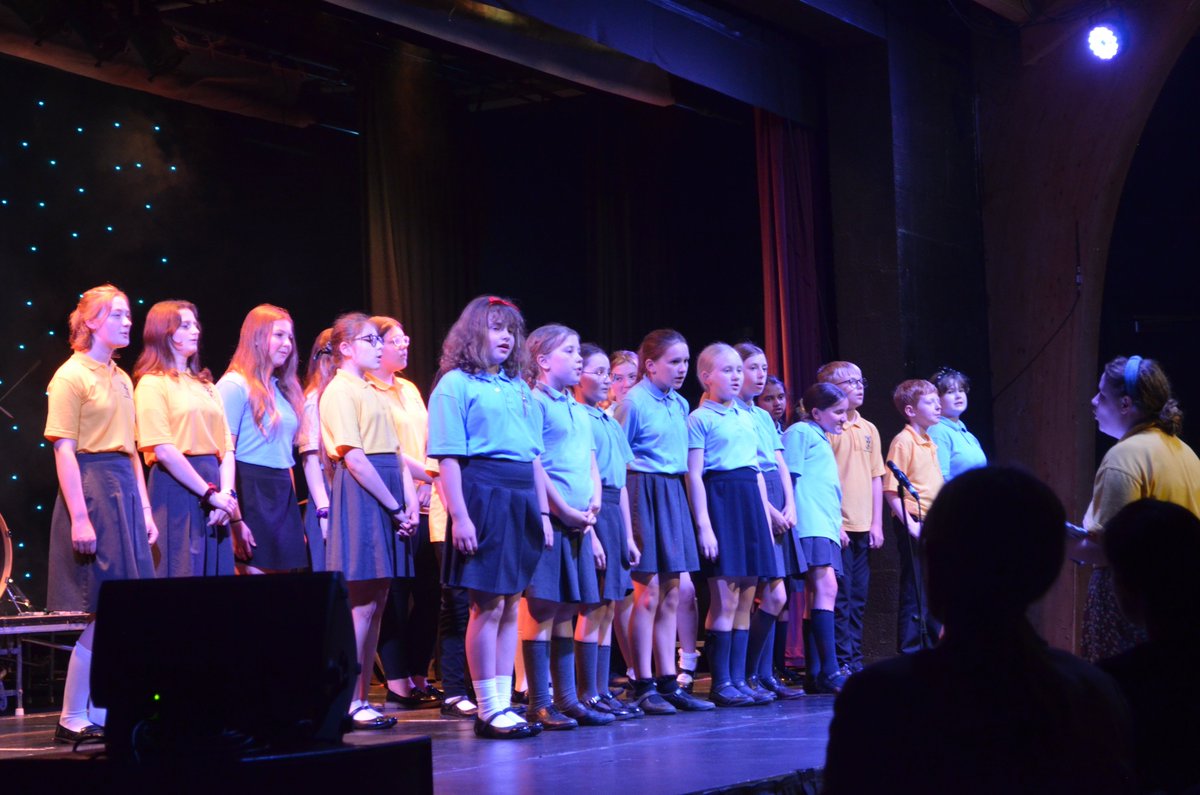 StBedesMiddle's tweet photo. St Bede's were delighted to be a part of the Arts Mac Showcase at Stratford Playhouse on Wednesday evening, alongside St Peter's, Mount Carmel First, Saint Thomas More and Saint Augustine's. it was a fabulous event. https://t.co/79XJU4ZUvP