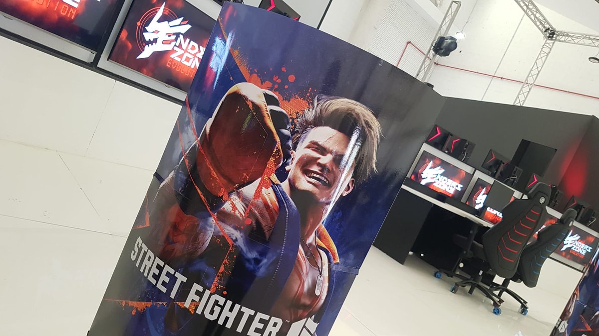 mysticsquad_tv's tweet photo. 🏆 Enders Zone Evolution - Street Fighter 6
⏰ HORARIOS
11:00-14:00 | Pools
14:00-16:00 | Pausa para comer
16:00-21:00 | Top 16 https://t.co/D4mOlpMMh3