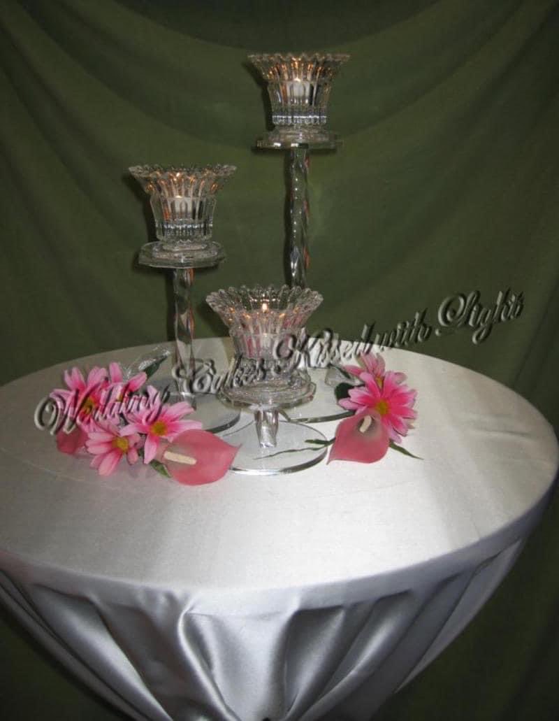 Centerpiece ideas!! Available for purchase/rent!! Tree slices and votive stands come in a number of sizes!! #knockshoppe #romanticweddingdecor #farmhousewedding #rusticweddingdecor #weddingcandles  #weddingcenterpieces check out our website for more info!! theknockshoppe.com