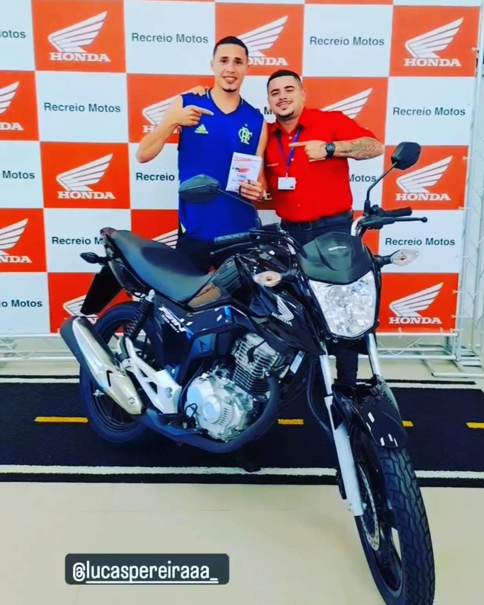 Mais uma CG Fan 160cc 2023 nas ruas de Duque de Caxias.

Parabéns meu amigo <a href="/lucaspereiraaa_/">Lucas Pereira</a> pela ótima aquisição.

📲21 97496-4320 🟢WhatsApp🟢