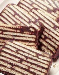 CG70297229's tweet photo. ⚡Wer kennt eigentlich heute diesen Kuchen noch? 🙂 https://t.co/q2BeQE9SZ5
