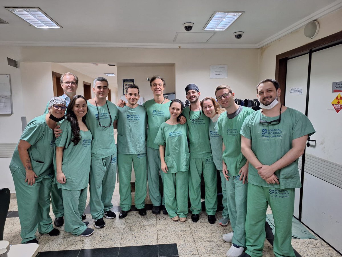 adrianocaixeta's tweet photo. Great day here at Escola Paulista de Medicina @unifesp where we have the opportunity to include one more patient in the randomized SURVIV trial led by our friend Dimitry Siqueira (TMVR vs. redo Surgery). In total > 120 cases included so far and counting.
Thanks to all the colleagues who made this project possible. Many thanks @EdwardsLifesci #tavr #tavi @MartyBLeon