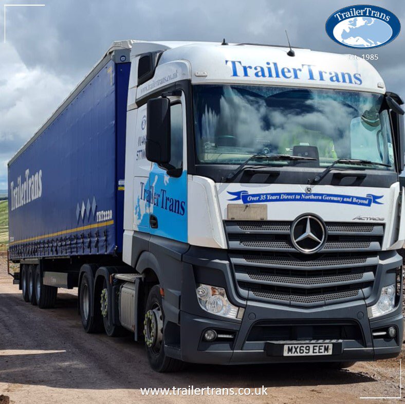 TrailerTrans's tweet photo. https://t.co/ZtazIECsJw
#TeamTRT #TeamBlue #transport #logistics #transportation #trucking #trucks #trailers #hgv #cargo #shipping #freight #export #import #trucklife #supplychain #truckspotting #europe #eu #logistik #transporte #diesel #fuel #photooftheday #driver #haulage https://t.co/CJluLPJf0G