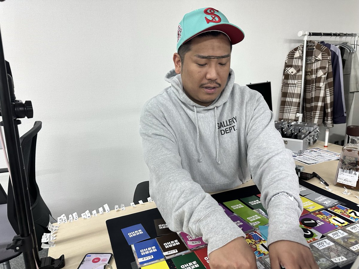 会長顔に落書きしてます🔥