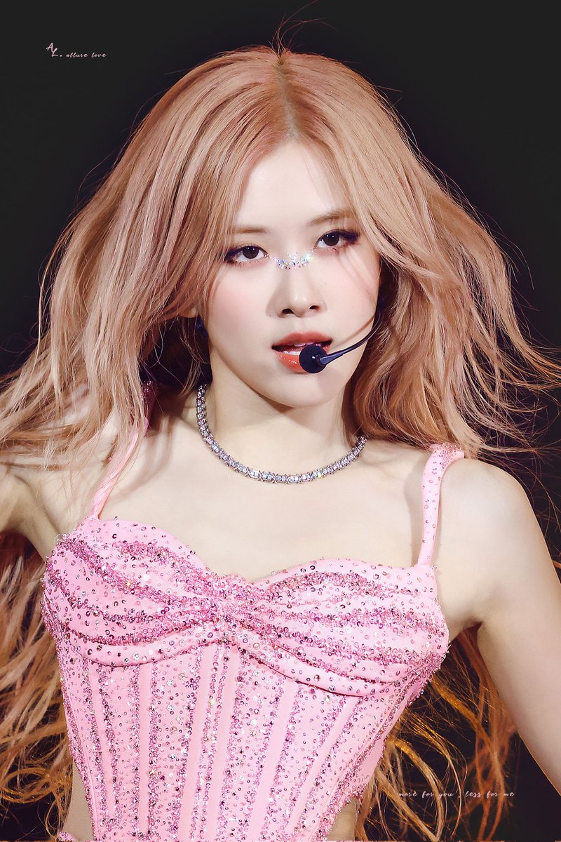 I really loved this year Coachella outfits 💕 #ROSÉ #BLACKPINKatCoachella