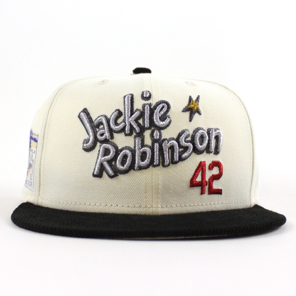 💙⚾️ BROOKLYN DODGERS 75 JACKIE ROBINSON New Era 59Fifty Fitted Hat in Chrome White, Black & Gray Bottom.

-

ecapcity.com/products/brook…

-

#JACKIEROBINSON #BROOKLYNDODGERS #DODGERS #ECAPCITY