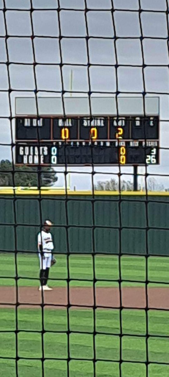 That's was a first.  3 pitch inning.  Two ground outs and a pop up to me.