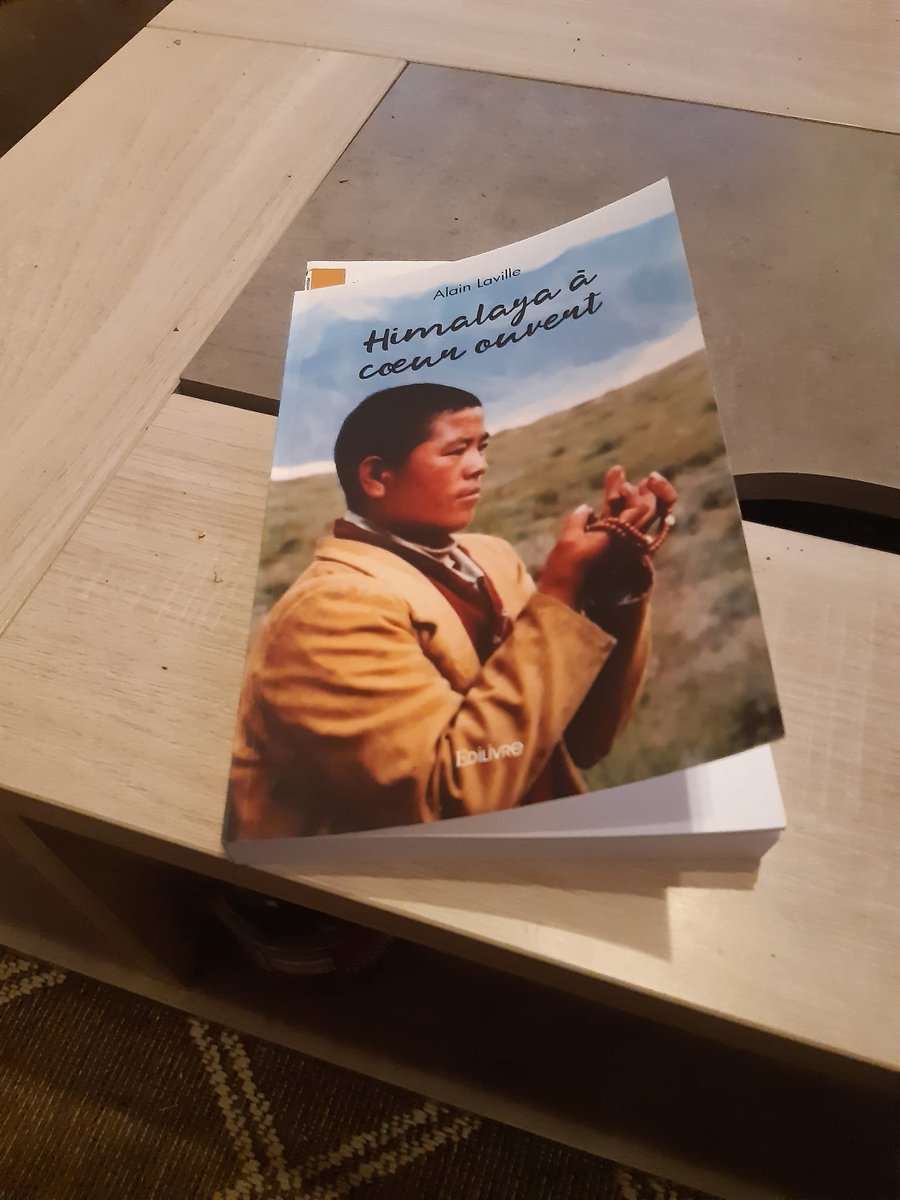 Om Mani Padme Hum! #livre  « Himalaya à cœur ouvert »/Alain Laville. Tous les #librairesde #france , #suisse et #belgique peuvent également le commander via Dilicom ou auprès d’Edilivre. Photo Tibétaine lors de la traversée du Bhramapoutre tdr alain laville #edilivre #lot46