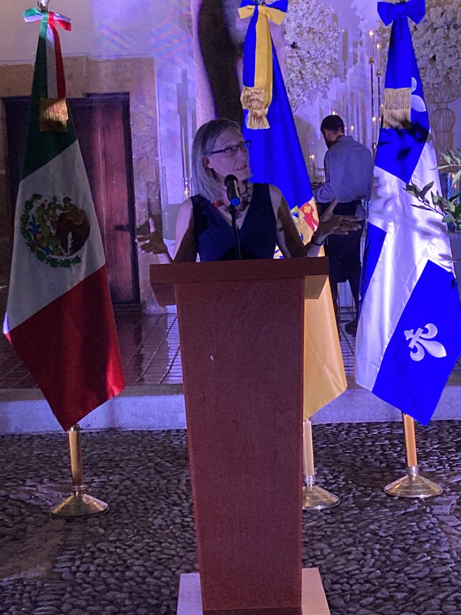 L’équipe de @QuebecMX est fière d’avoir organisé pour la première fois una fête nationale du Québec à #Guadalajara dans le cadre du bicentenaire du @GobiernoJalisco qui est un partenaire prioritaire pour le Québec au Mexique ⚜️🤝🇲🇽🥳 @MRIF_Quebec @fetenationale #FeteNationaleQc