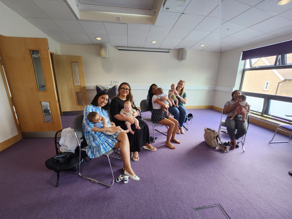 UK Group Care history is made! Here's the last of three postnatal sessions of the first Parenting Circles group co-facilitated by midwives, health visitors and Nursery Nurses. Happy mamas & babies! #PregnancyCircles @GroupCare1000 @epsom_sthelier @CityUniHealth @SurreyHeartland