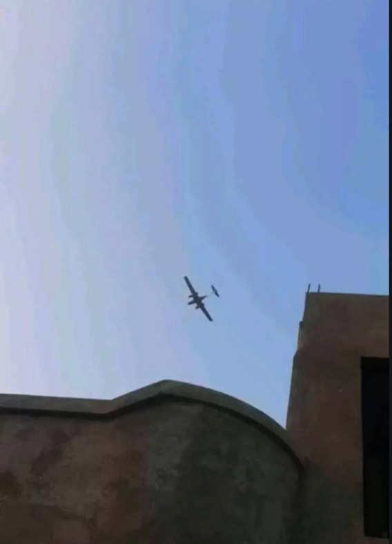 Charles_Lister's tweet photo. Interesting -- an unidentified drone launched several airstrikes on targets in #Assad-held areas of northern #Syria today.

- Qardaha, #Latakia
- Deir Shamil, #Latakia
- Northern #Hama.

At least 1 killed, 2 wounded. https://t.co/GEgeGVa1om