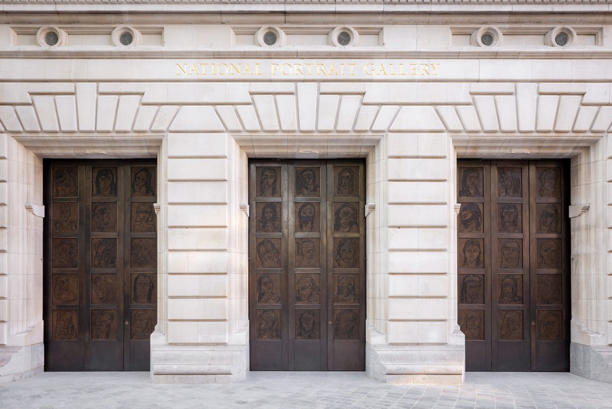 Have you seen our new bronze doors designed by @TraceyEmin?

#NationalPortraitGallery #FirstLookNPG

📸 New entrance to the National Portrait Gallery by Olivier Hess © Olivier Hess