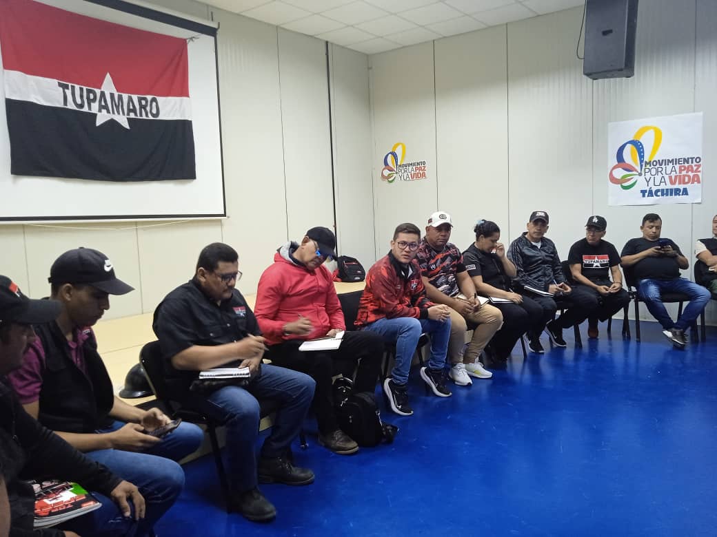 Occidente_MRT's tweet photo. #23Jun | 🇻🇪 Creyentes del intelectual colectivo comienza el Secretariado Regional Ampliado en el Estado @TachiraMRT para la escogencia de sus 3 representantes.
@NicolasMaduro
#PorLaVidaYLaPaz https://t.co/gUZii2joJC