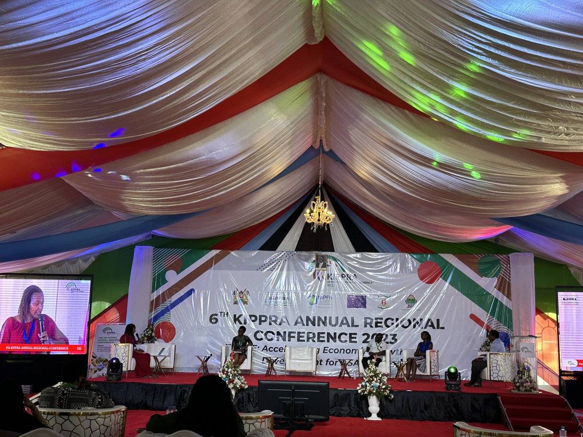 @Cipotato @joyce_maru  leading the panel on irrigated agriculture, a crucial pathway to secure #Foodsecurity and #nutritionsecurity at #KIPPRAConference2023 Sharing insights on sustainable practices, innovative technologies, &policy support to enhance productivity & resilience.