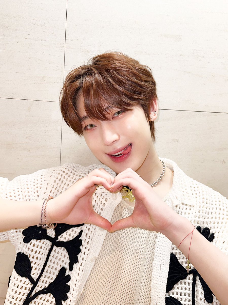 wonpsyche's tweet photo. happiest birthday, my sunshine!! ilysm 🥺💗

ETERNAL FLOWERY PATH WITH SUNOO

#TwentyFirstBloomOfSunoo
#선우야_네_빛으로_세상은_여름이_돼 https://t.co/WWIgBOHGQ5