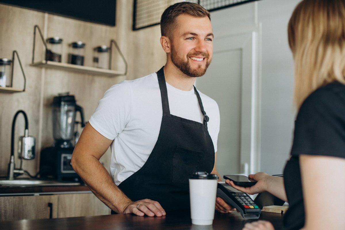 More small businesses are accepting e-transfer and mobile payments in store. 💳 📱 

Read our survey results to find out more about this trend: bit.ly/3NqGlqQ  

#cdnecon #PaymentMethods #Survey