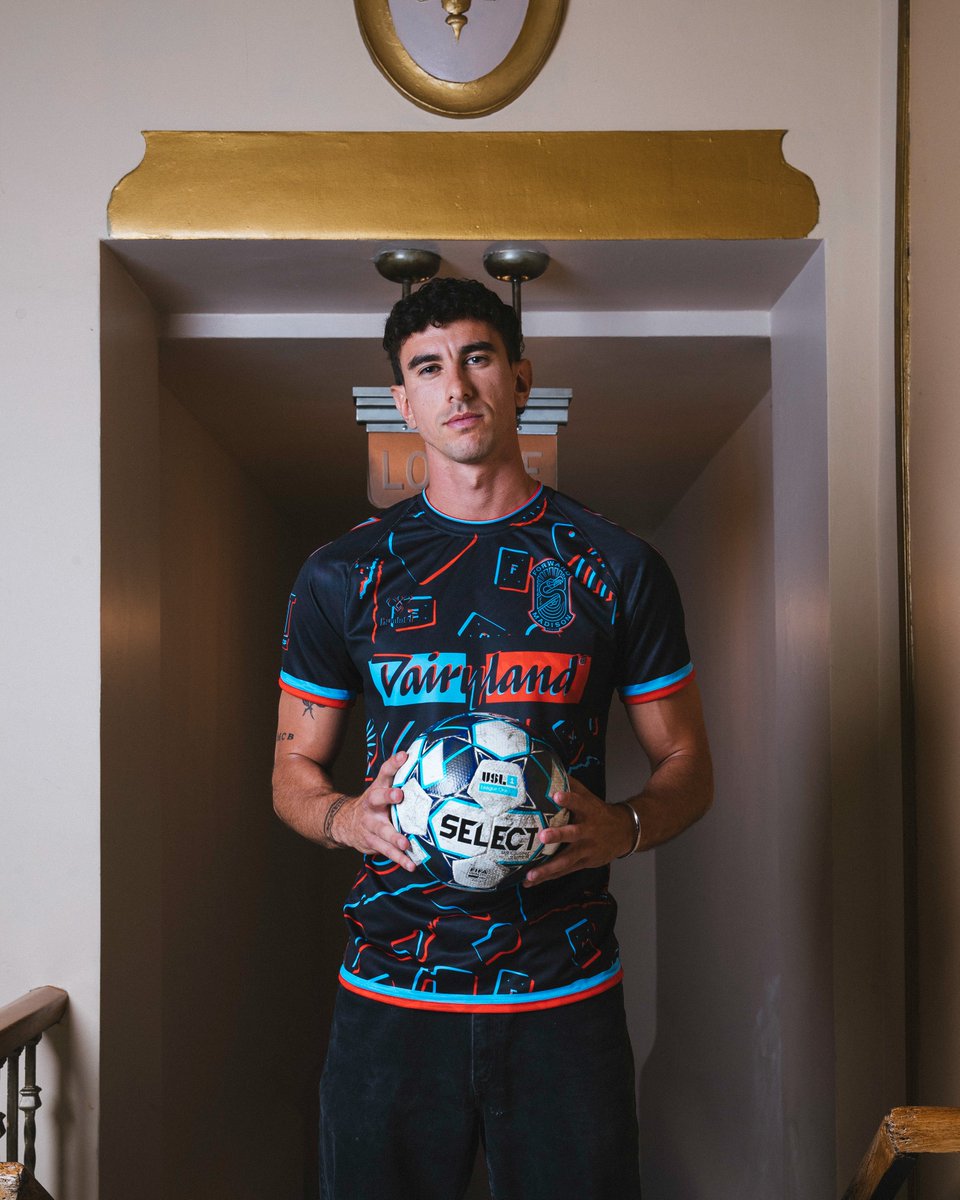 ForwardMSNFC's tweet photo. 👀 

#thirdkit #reversiblekit #3dkit #mingoverse #mingoreverse https://t.co/MV2ryOrcRg