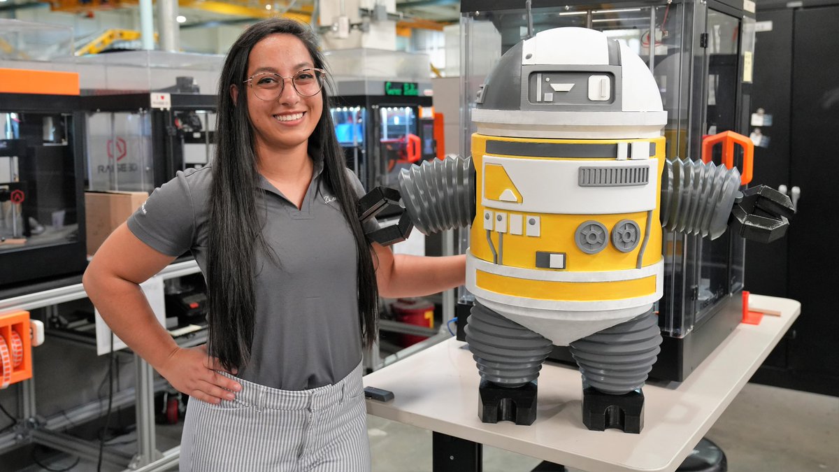 weareboeingsc's tweet photo. On International Women in Engineering Day, we're featuring Alexis Khalil, a teammate who’s wielding the force of additive manufacturing.

Her passion for technology grew from a love of Star Wars, and now she applies it in support of the 787 program.

More: https://t.co/RNvnZaCwEu https://t.co/4WDRPuSV8e